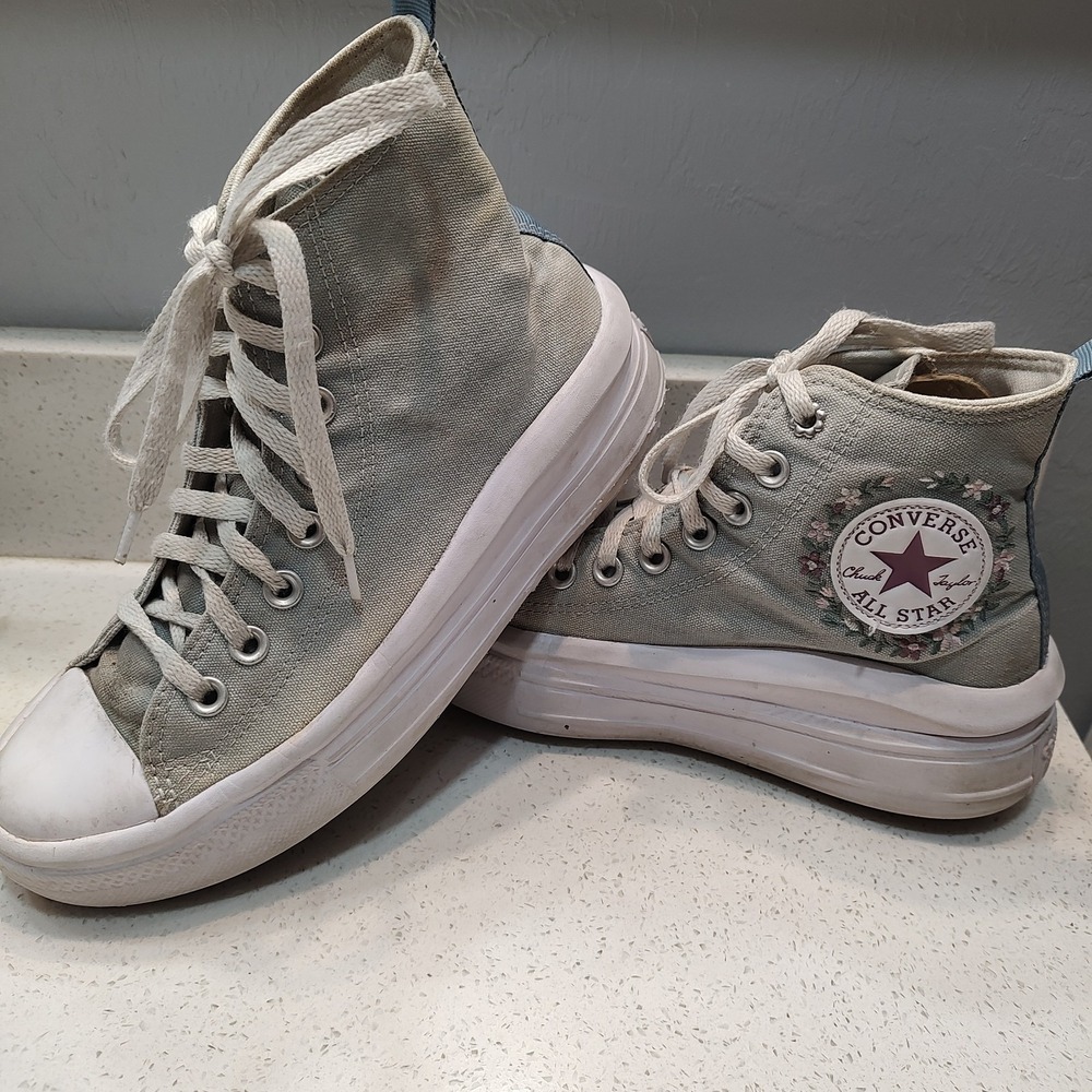 Converse Sage Green High-Top Platform Sneakers Floral Patch kids size 5.5 Whimsy